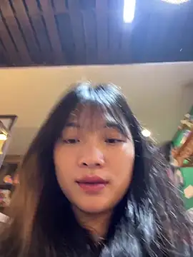 Lyn-be99 online show from June 2026 12:22:01 AM