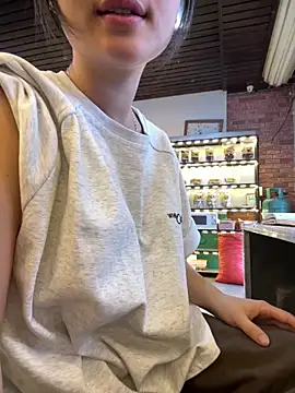 Lyn-be99 online show from June 2026 09:12:02 AM