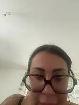 Melissa-suisse online show from February 2026 02:13:01 PM