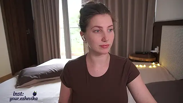 ItsEzheVika online show from March 2026 09:13:01 AM