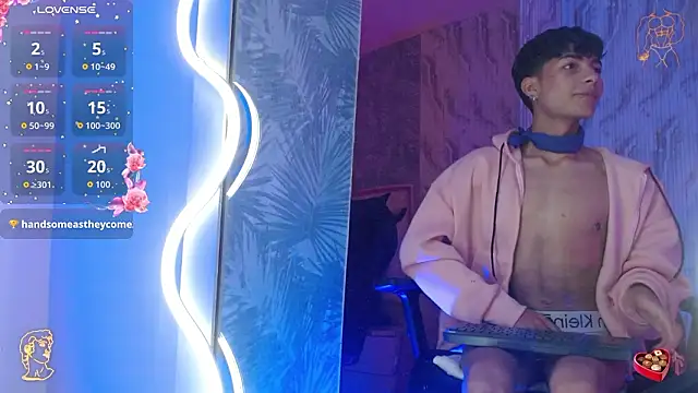 Snapshot of osamu_tay chatting on February 2026 01:38:02 PM osamu tay online show from February 2026 01:38:02 PM