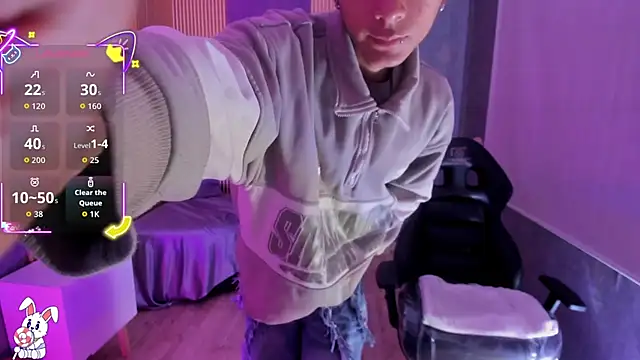 Snapshot of osamu_tay chatting on February 2026 11:53:01 AM osamu tay online show from February 2026 11:53:01 AM