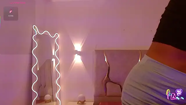 Snapshot of TINY_TAY chatting on February 2026 11:50:01 AM TINY TAY online show from February 2026 11:50:01 AM