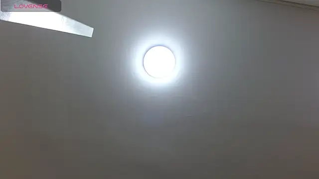 Snapshot of TINY_TAY chatting on March 2026 11:37:01 AM TINY TAY online show from March 2026 11:37:01 AM