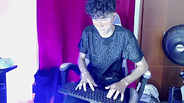 Johnny cagee  online show from February 2026 12:18:02 AM