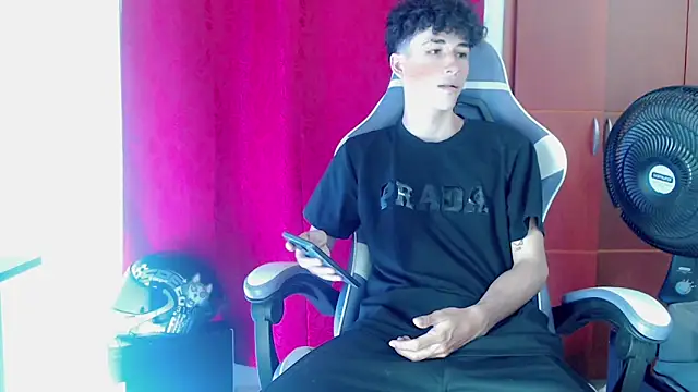 Johnny cagee  online show from February 2026 12:41:02 AM