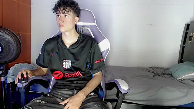 Johnny cagee  online show from February 2026 12:31:01 AM