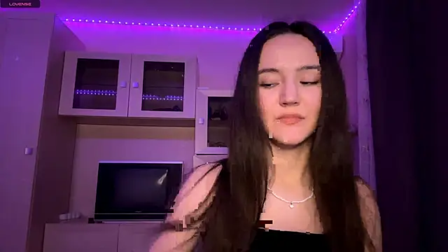 Kiaicatie online show from April 2026 05:14:01 PM