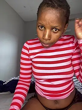 PrimaDonnaxx online show from February 2026 02:58:01 PM