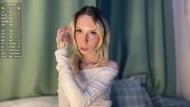 Snapshot of DellaCampbell chatting on February 2026 03:57:01 PM DellaCampbell online show from February 2026 03:57:01 PM