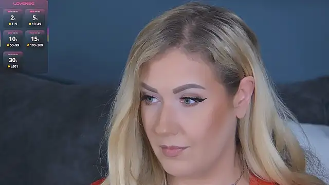 Snapshot of OndinaNoire chatting on February 2026 09:00:01 PM OndinaNoire online show from February 2026 09:00:01 PM