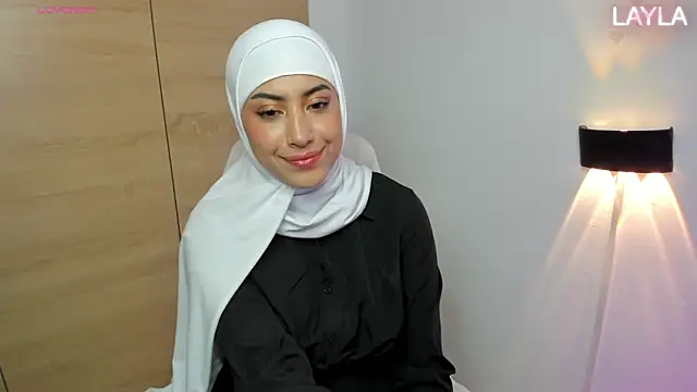 Snapshot of LAY_LA_ chatting on February 2026 10:02:02 PM LAY LA online show from February 2026 10:02:02 PM