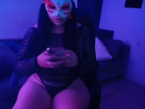 Snapshot of NicoOlivia chatting on February 2026 05:14:01 AM NicoOlivia online show from February 2026 05:14:01 AM