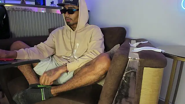 Rpoolrboy online show from February 2026 08:24:07 AM