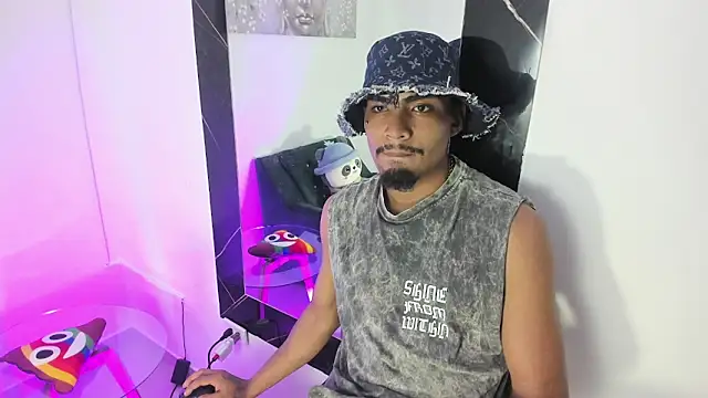 Rpoolrboy online show from May 2026 05:16:02 AM