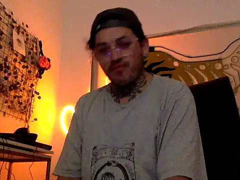 helloandi online show from April 2026 02:55:01 AM