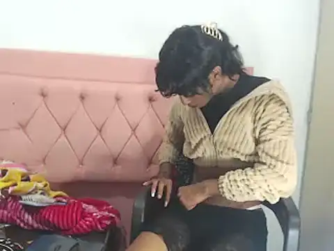 Snapshot of violetaconny chatting on February 2026 12:23:01 PM violetaconny online show from February 2026 12:23:01 PM