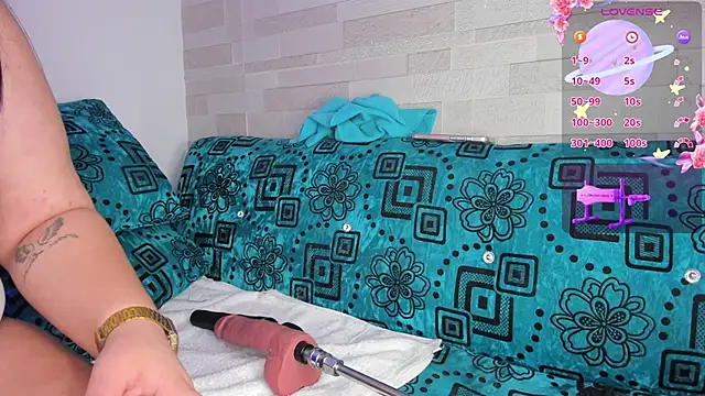 Snapshot of Julieta_jane_ss chatting on February 2026 11:23:01 PM Julieta jane ss online show from February 2026 11:23:01 PM