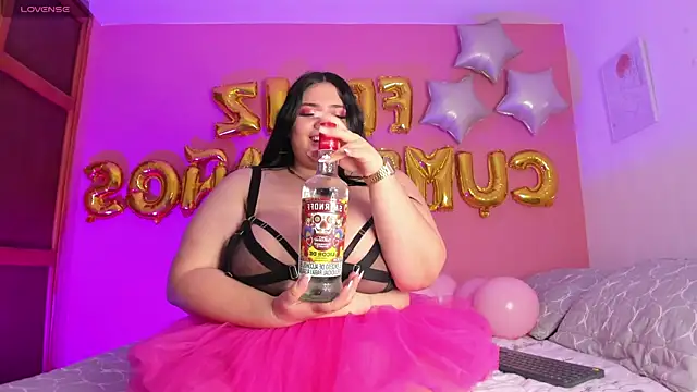 Julieta jane ss online show from June 2026 12:25:01 AM