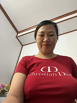 Snapshot of Puka2001 chatting on February 2026 02:21:02 AM Puka2001 online show from February 2026 02:21:02 AM