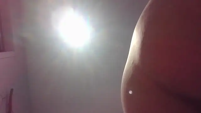 Snapshot of SpicyNatashaXO chatting on February 2026 02:04:01 AM SpicyNatashaXO online show from February 2026 02:04:01 AM