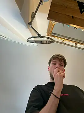 Snapshot of YoungSkinnyBoy20 chatting on February 2026 12:25:01 PM YoungSkinnyBoy20 online show from February 2026 12:25:01 PM