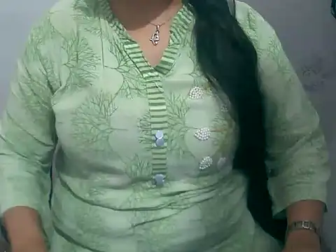 Cute Aliyaa online show from March 2026 10:54:01 AM