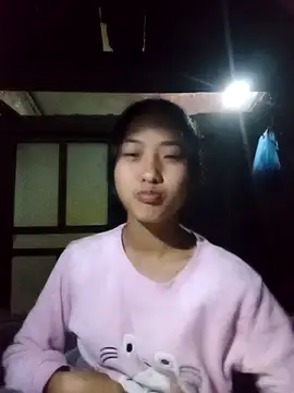 Snapshot of Hoa-tuylip chatting on February 2026 12:09:02 PM Hoa-tuylip online show from February 2026 12:09:02 PM