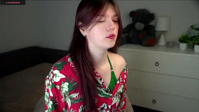 SelmaCarolfi online show from March 2026 01:11:02 AM