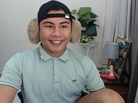 Snapshot of beraldick chatting on February 2026 02:18:02 AM beraldick online show from February 2026 02:18:02 AM