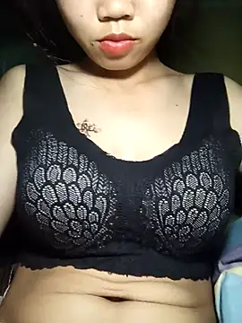 Snapshot of derylove_ chatting on April 2026 03:02:01 PM derylove online show from April 2026 03:02:01 PM