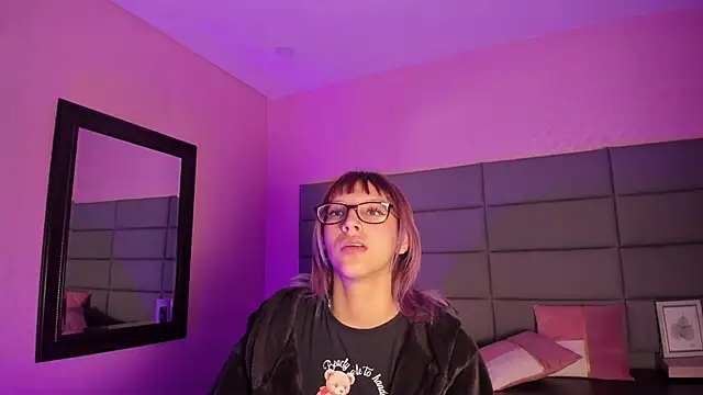 Snapshot of KatsuraRen chatting on February 2026 01:59:01 PM KatsuraRen online show from February 2026 01:59:01 PM