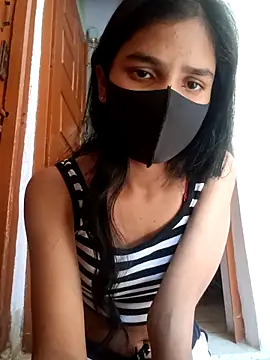 Snapshot of Mahira-- chatting on March 2026 07:05:01 AM Mahira-- online show from March 2026 07:05:01 AM