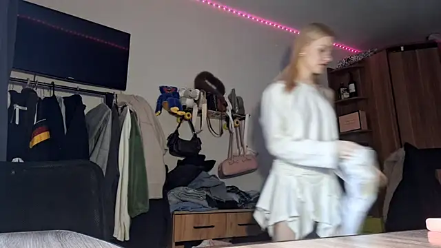 ChongTreece online show from February 2026 05:12:02 AM