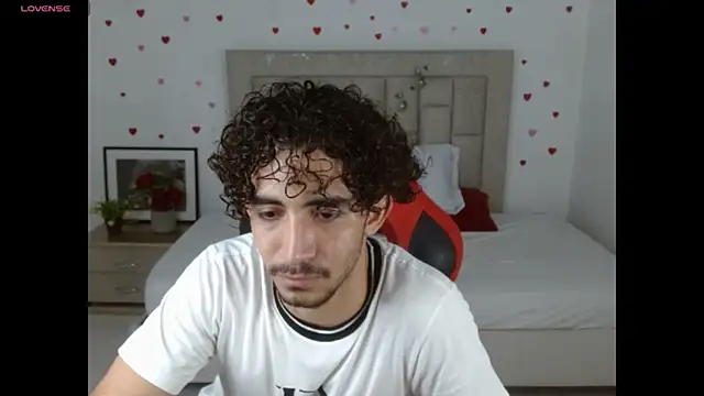 Caius fox online show from March 2026 11:24:01 AM