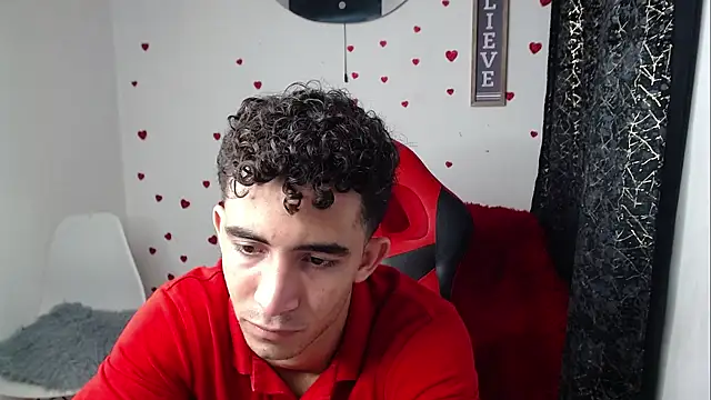 Caius fox online show from March 2026 05:35:01 AM