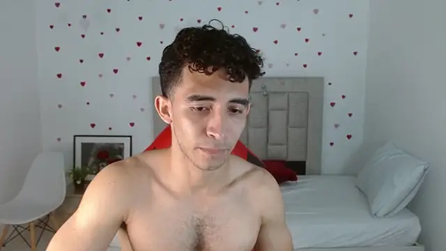 Caius fox online show from March 2026 12:05:01 PM