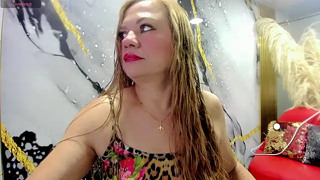 Snapshot of alicee__mature chatting on February 2026 03:29:02 AM alicee mature online show from February 2026 03:29:02 AM