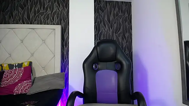 Dominik Souza online show from February 2026 03:40:02 PM