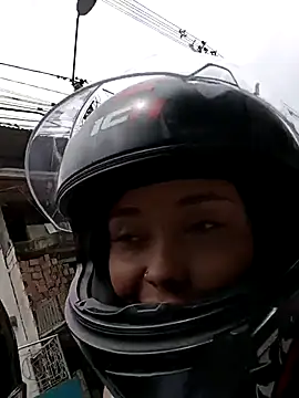 eliclasss online show from February 2026 06:06:01 PM