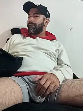 Snapshot of hairyandbigmann chatting on February 2026 11:48:01 AM hairyandbigmann online show from February 2026 11:48:01 AM