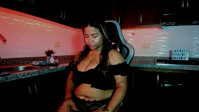 Snapshot of Scarlet_vibe07 chatting on February 2026 07:40:01 PM Scarlet vibe07 online show from February 2026 07:40:01 PM