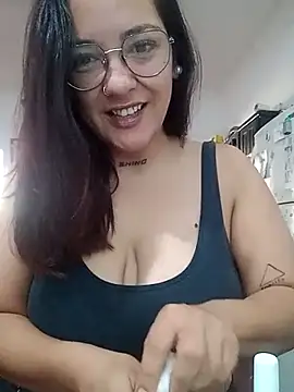 Snapshot of kuramaqueen chatting on February 2026 06:45:01 PM kuramaqueen online show from February 2026 06:45:01 PM