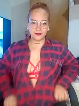 kuramaqueen online show from May 2026 04:43:01 AM