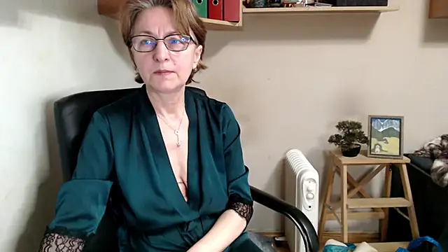 katemodel online show from April 2026 06:57:01 AM