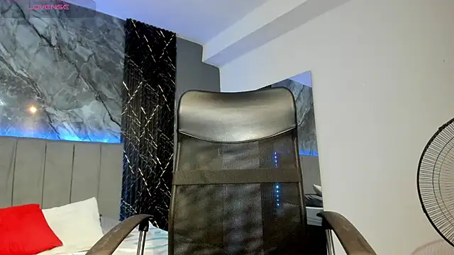 milo cruz  online show from February 2026 05:58:02 AM