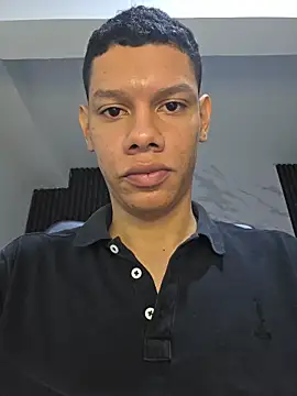 Snapshot of milo_cruz_ chatting on April 2026 11:43:01 AM milo cruz online show from April 2026 11:43:01 AM