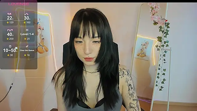 AliceeinWonderlanddd online show from May 2026 02:16:01 AM