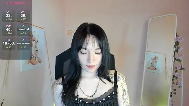 AliceeinWonderlanddd online show from May 2026 03:22:02 AM