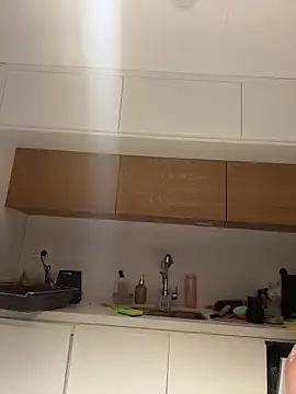 Snapshot of madlynn chatting on February 2026 05:56:01 PM madlynn online show from February 2026 05:56:01 PM